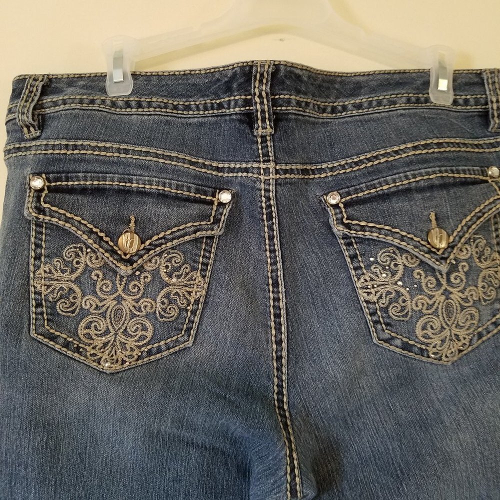 Nine West faded denim jeans sz 12 average - Picture 3 of 5